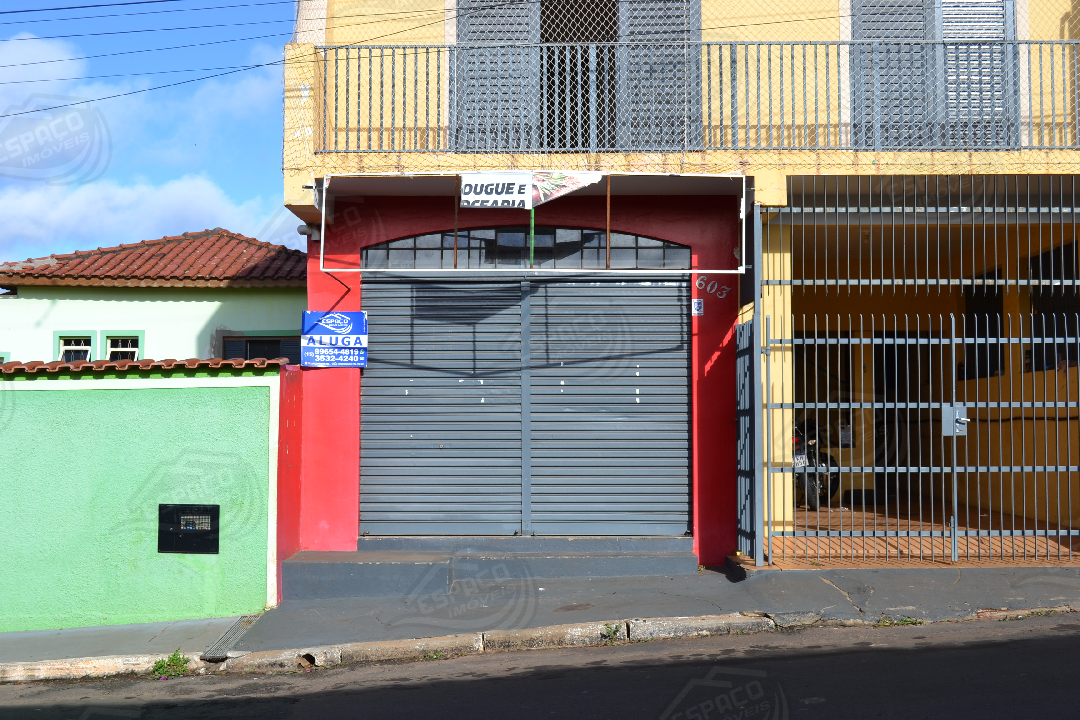 Sobrado à venda no Cruzeiro: 