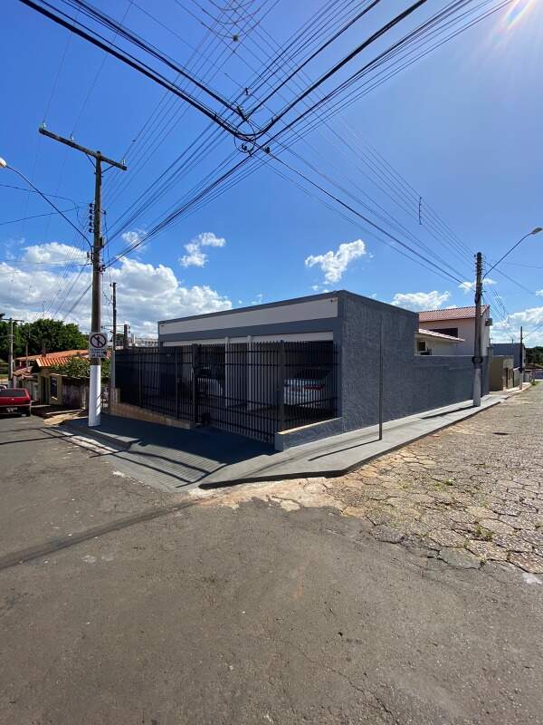 Casa à venda no Centro: 