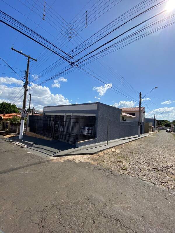 Casa à venda no Centro: 