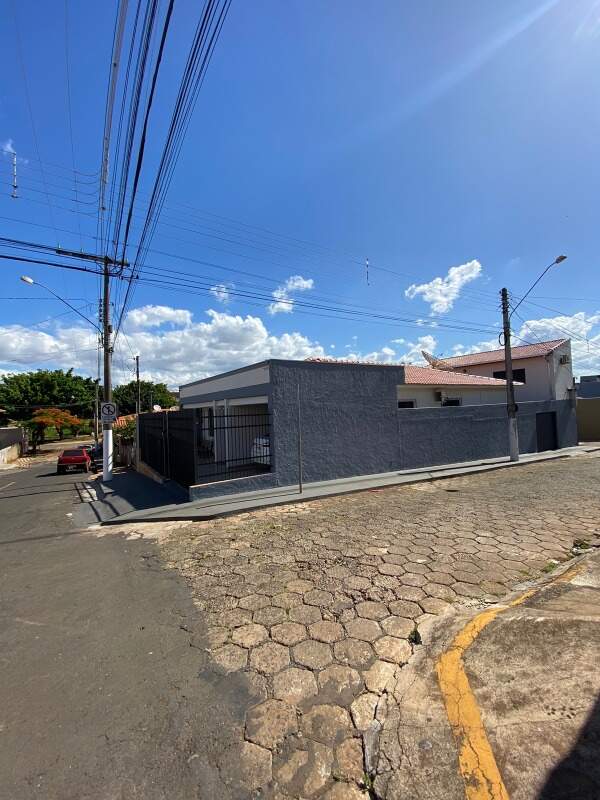 Casa à venda no Centro: 