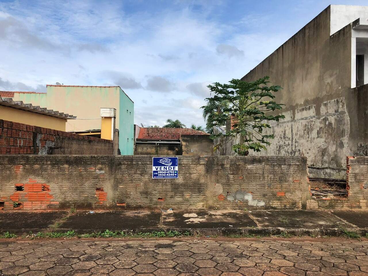 Terreno à venda no Jardim Regina: 