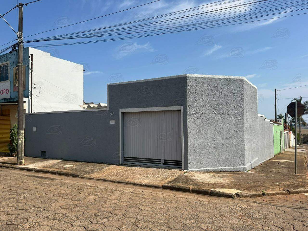 Casa à venda no Jardim Regina: 
