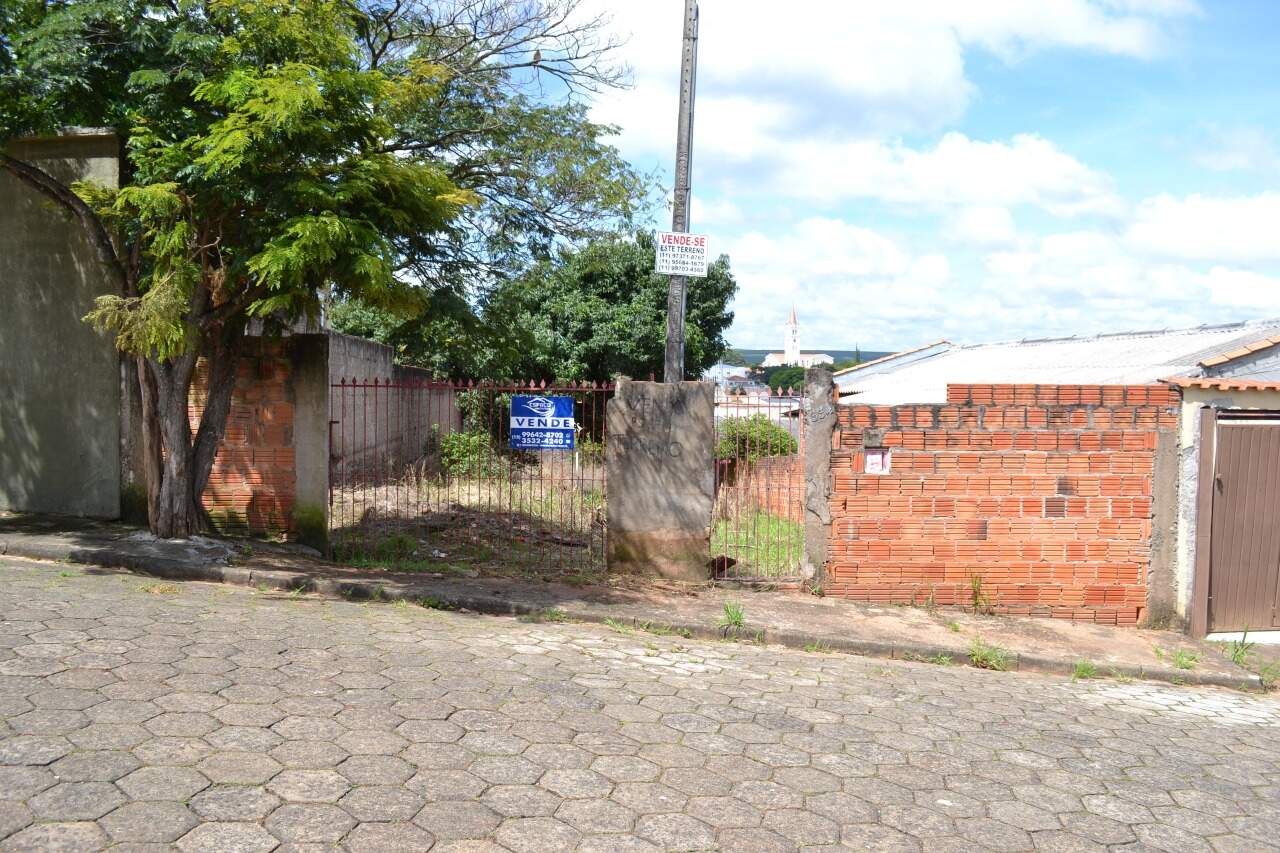 Terreno à venda no Ginásio: 