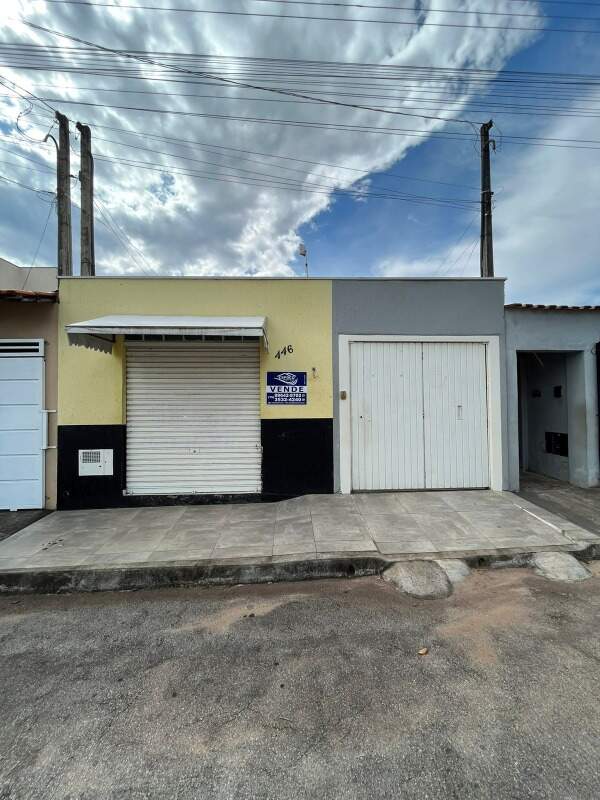 Casa à venda no Centro: 