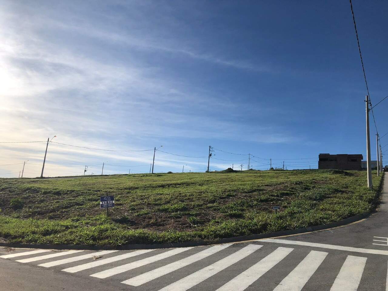 Terreno à venda no Condomínio Pôr do Sol: 