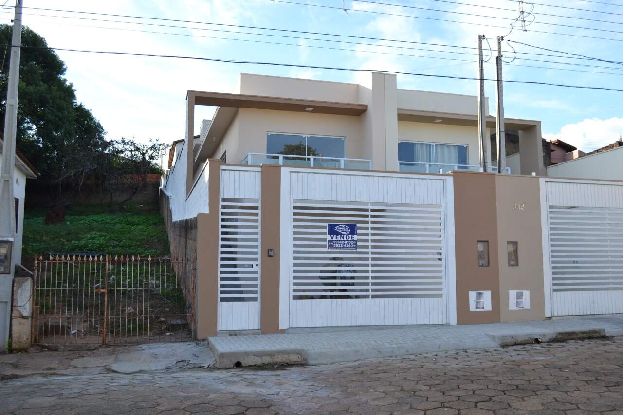 Casa à venda no João adolfo: 