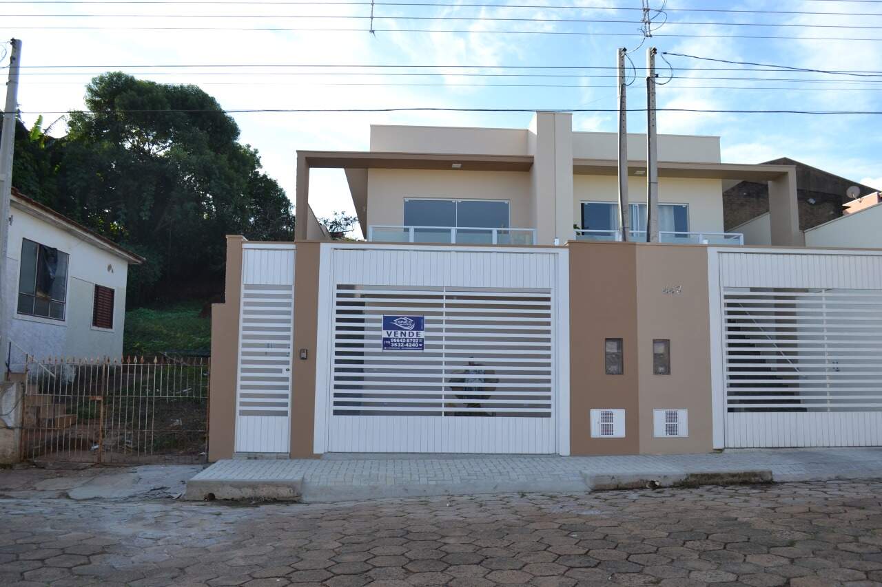 Casa à venda no João adolfo: 