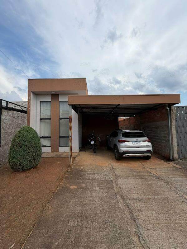 Casa à venda no Condomínio Alto dos Pinheiros: 