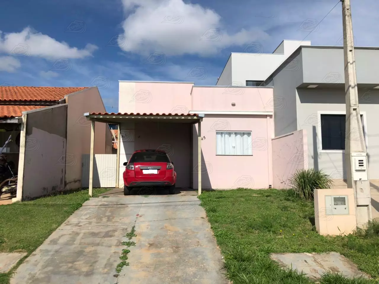 Casa à venda no Condomínio Alto dos Pinheiros: 