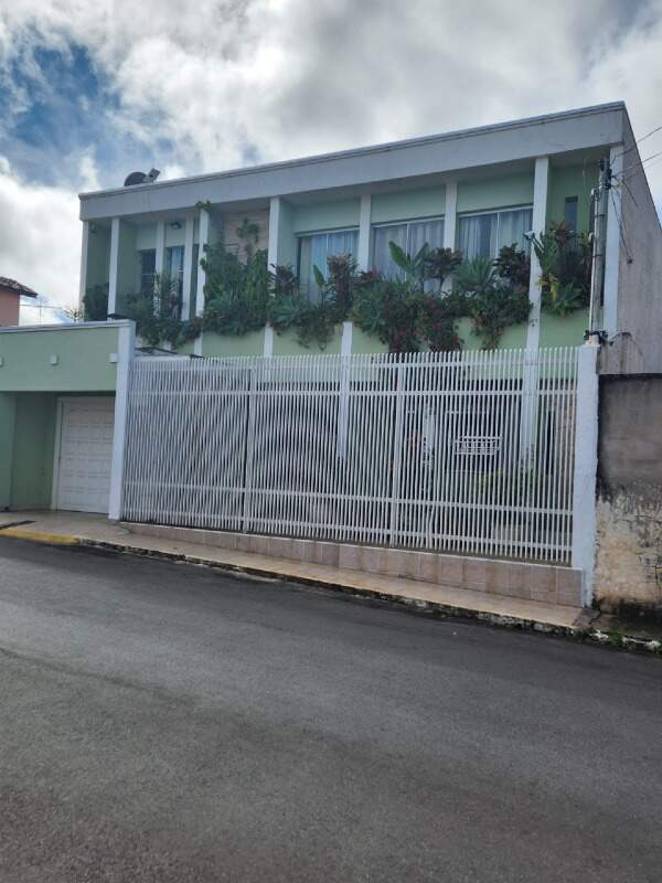 Sobrado à venda no Centro: 