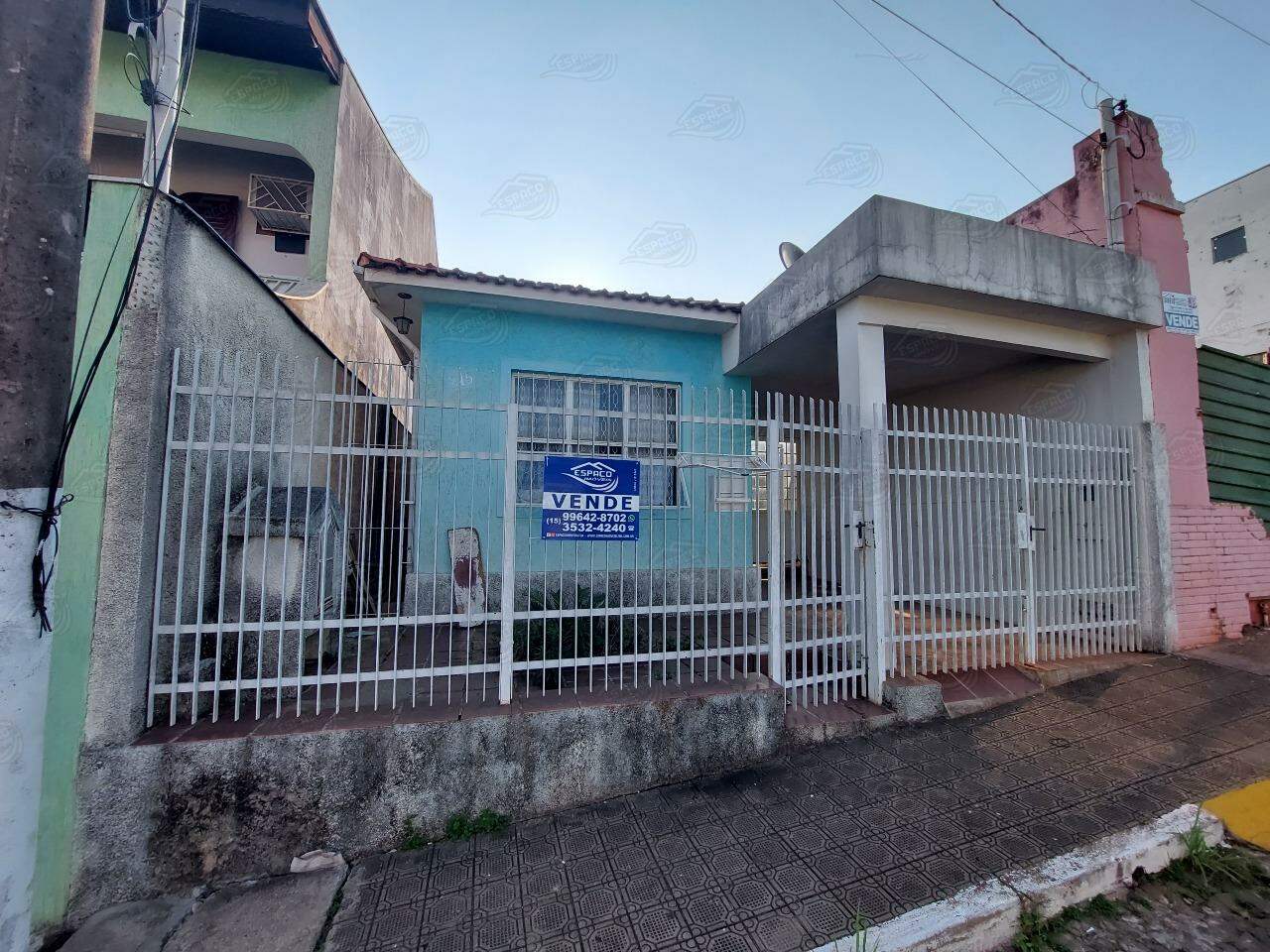 Casa à venda no Bairro Velho: 