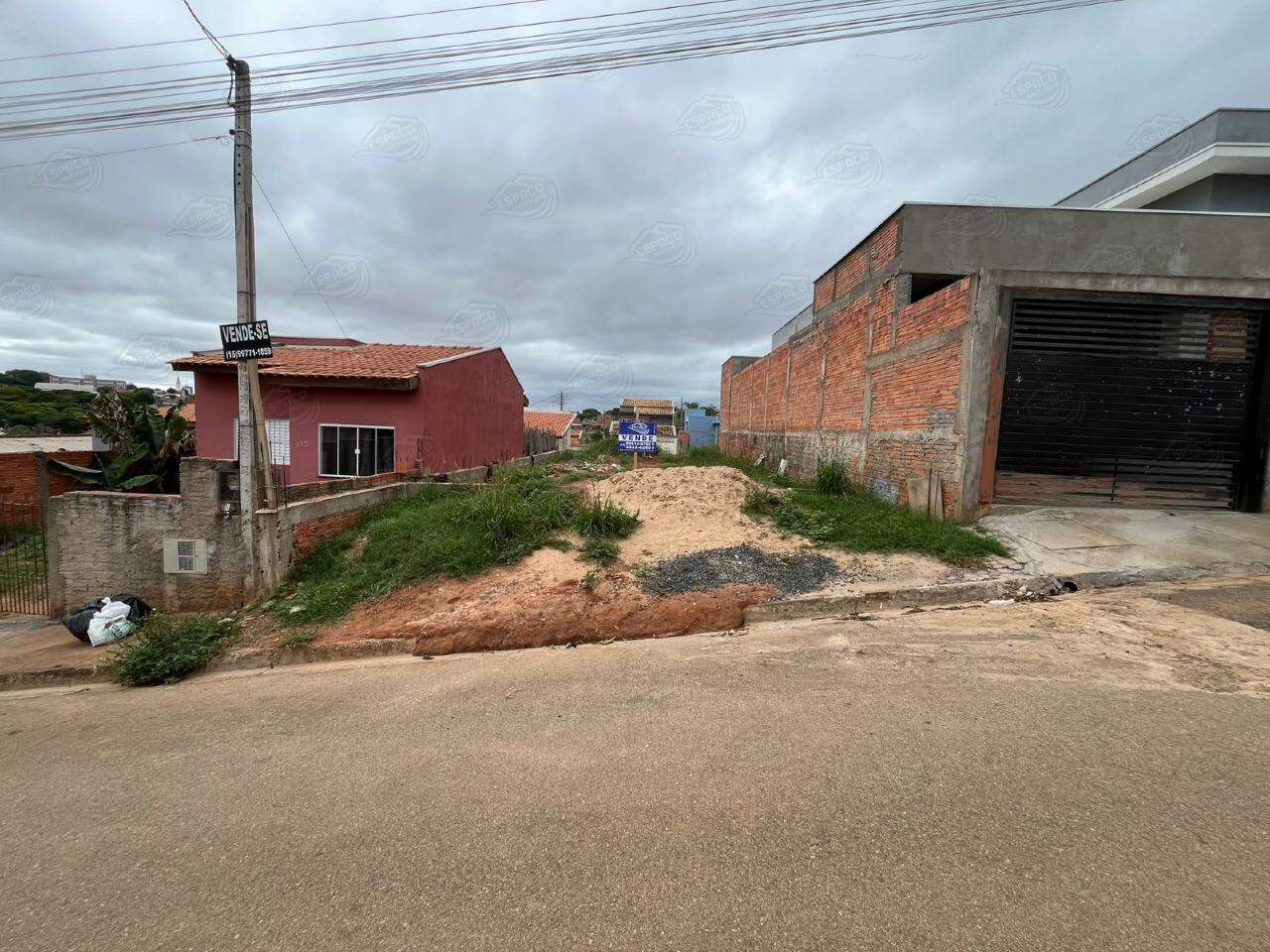 Terreno à venda no Jardim São Paulo: 