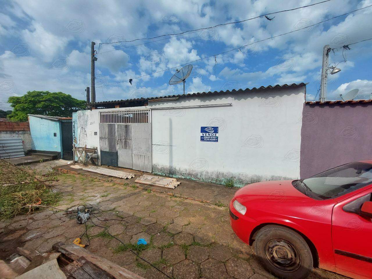 Casa à venda no Tonico Adolfo: 