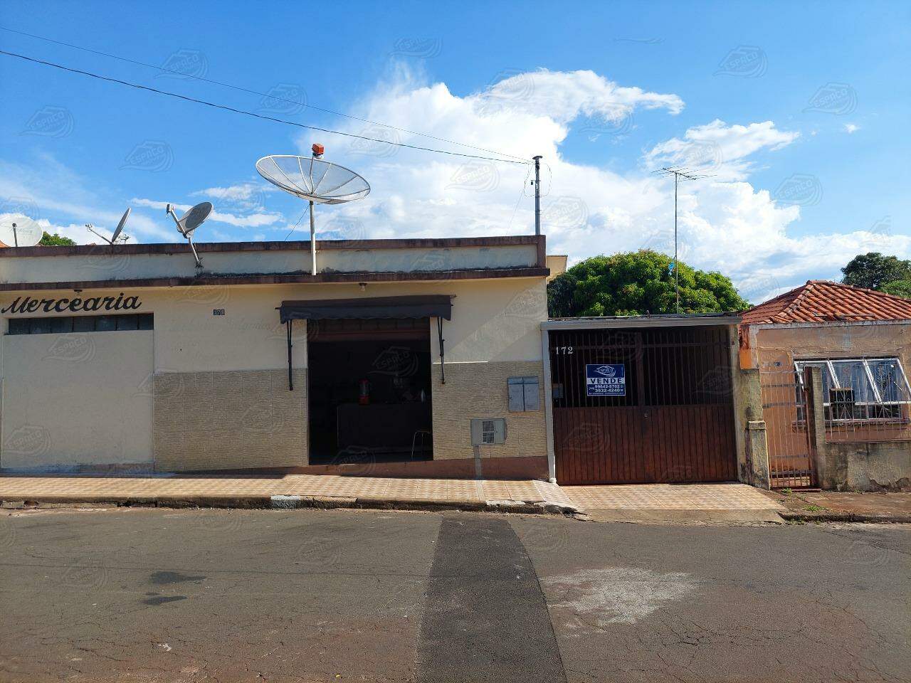Casa à venda no Ginásio: 