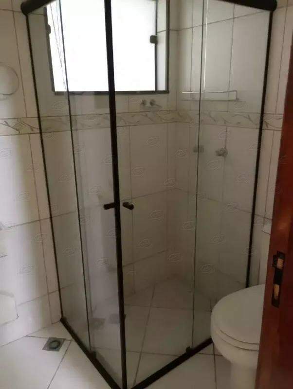 Sobrado à venda no Jardim Giovana: 