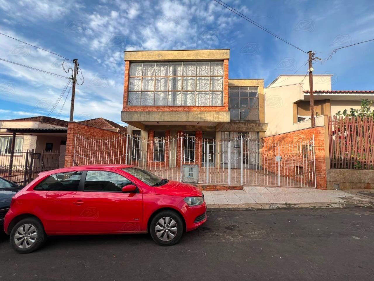 Casa para aluguel no Centro: 
