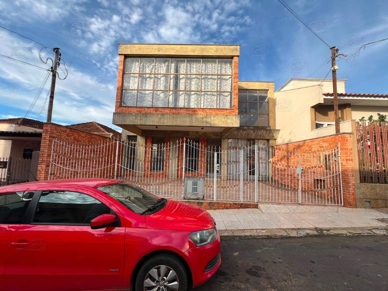 Casa para aluguel no Centro: 