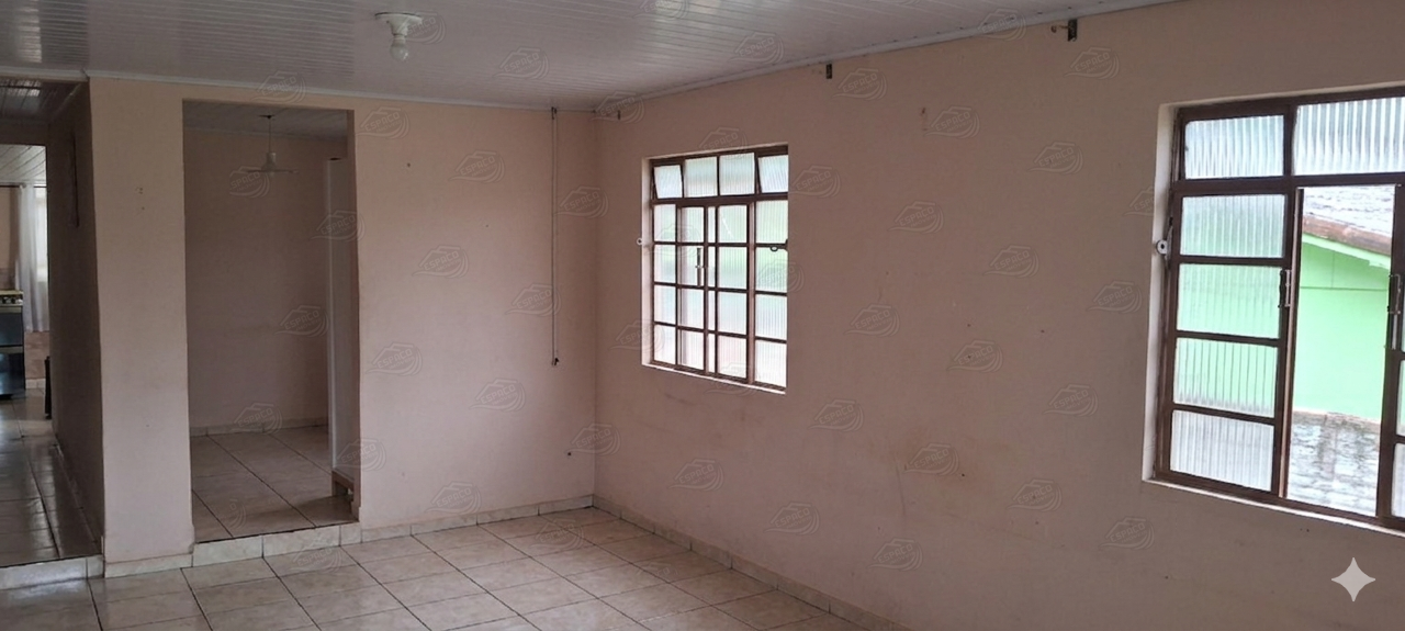 Casa à venda no Cruzeiro: 