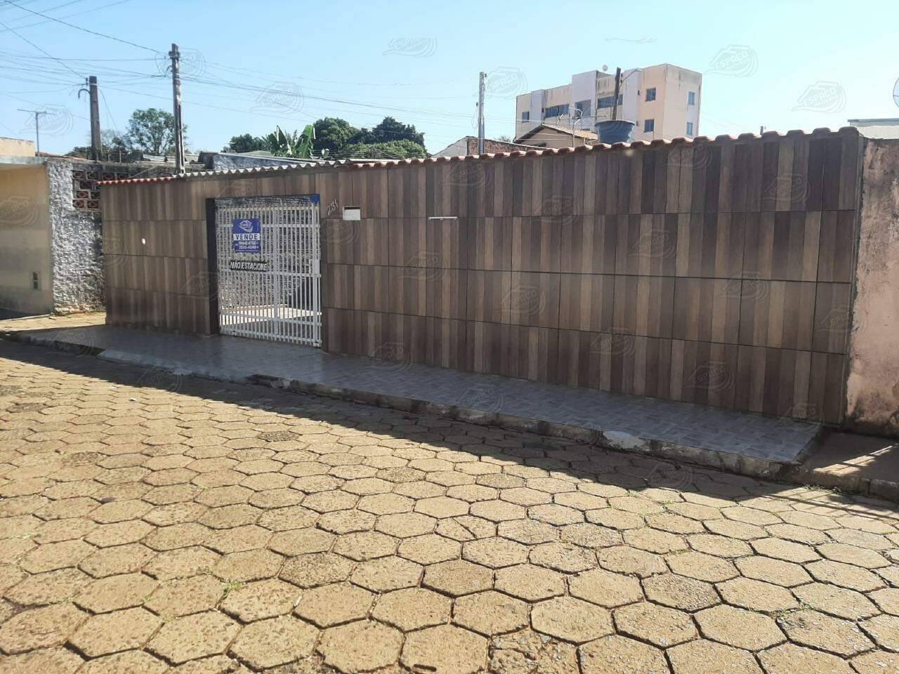 Casa à venda no Ginásio: 