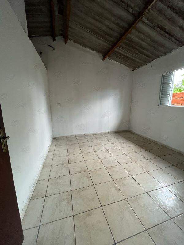 Casa para aluguel no Cruzeiro: 