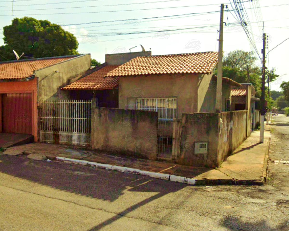 Casa à venda no Santa Terezinha: 