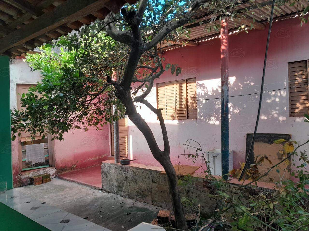 Casa à venda no Jardim Claudina: 