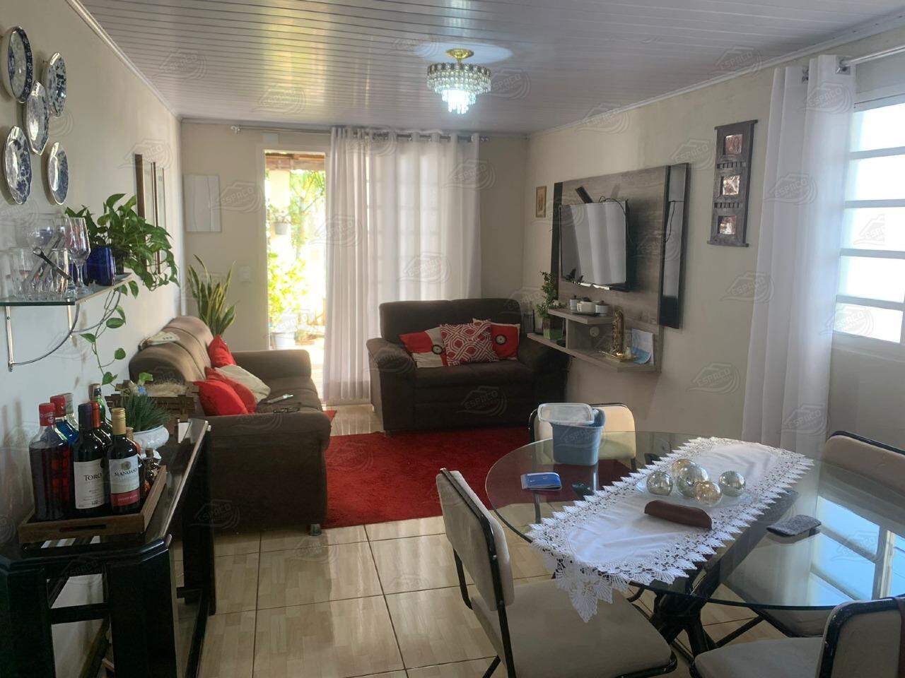 Casa à venda no Condomínio dos Professores: 