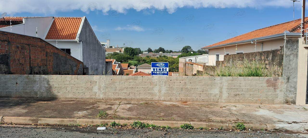 Lote à venda no Jardim Claudina: 