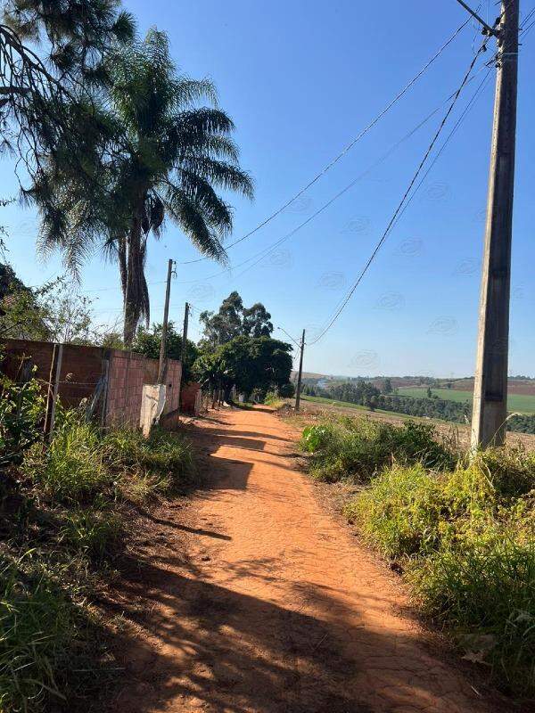 Lote à venda no Bairro Pedra Branca: 