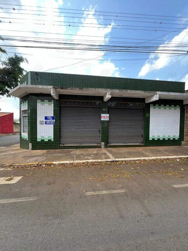 Ponto para aluguel no Santa Terezinha: 