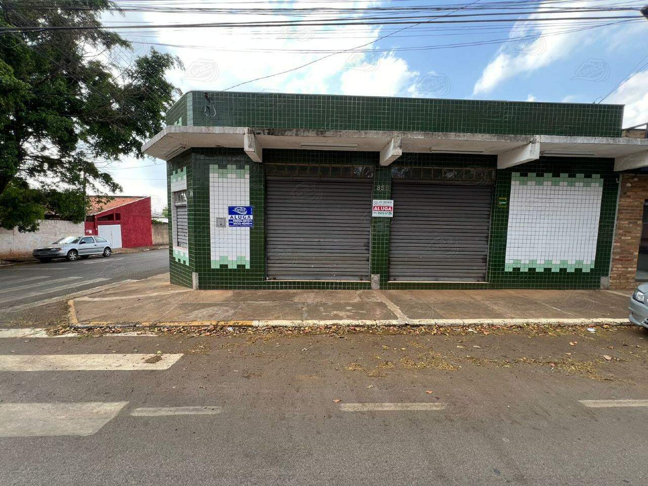Ponto para aluguel no Santa Terezinha: 