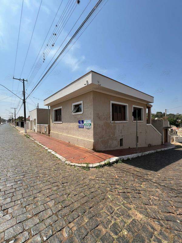 Casa à venda no Centro: 