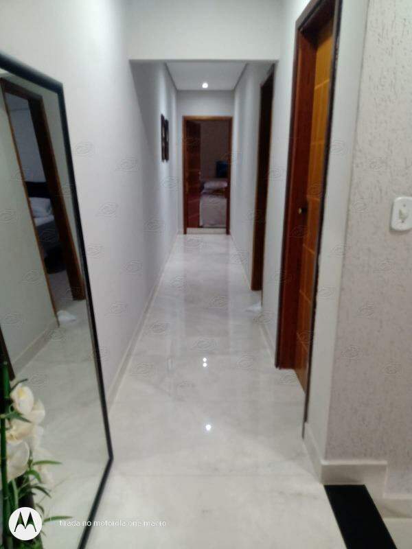 Casa à venda no Bairro São Vicente: 
