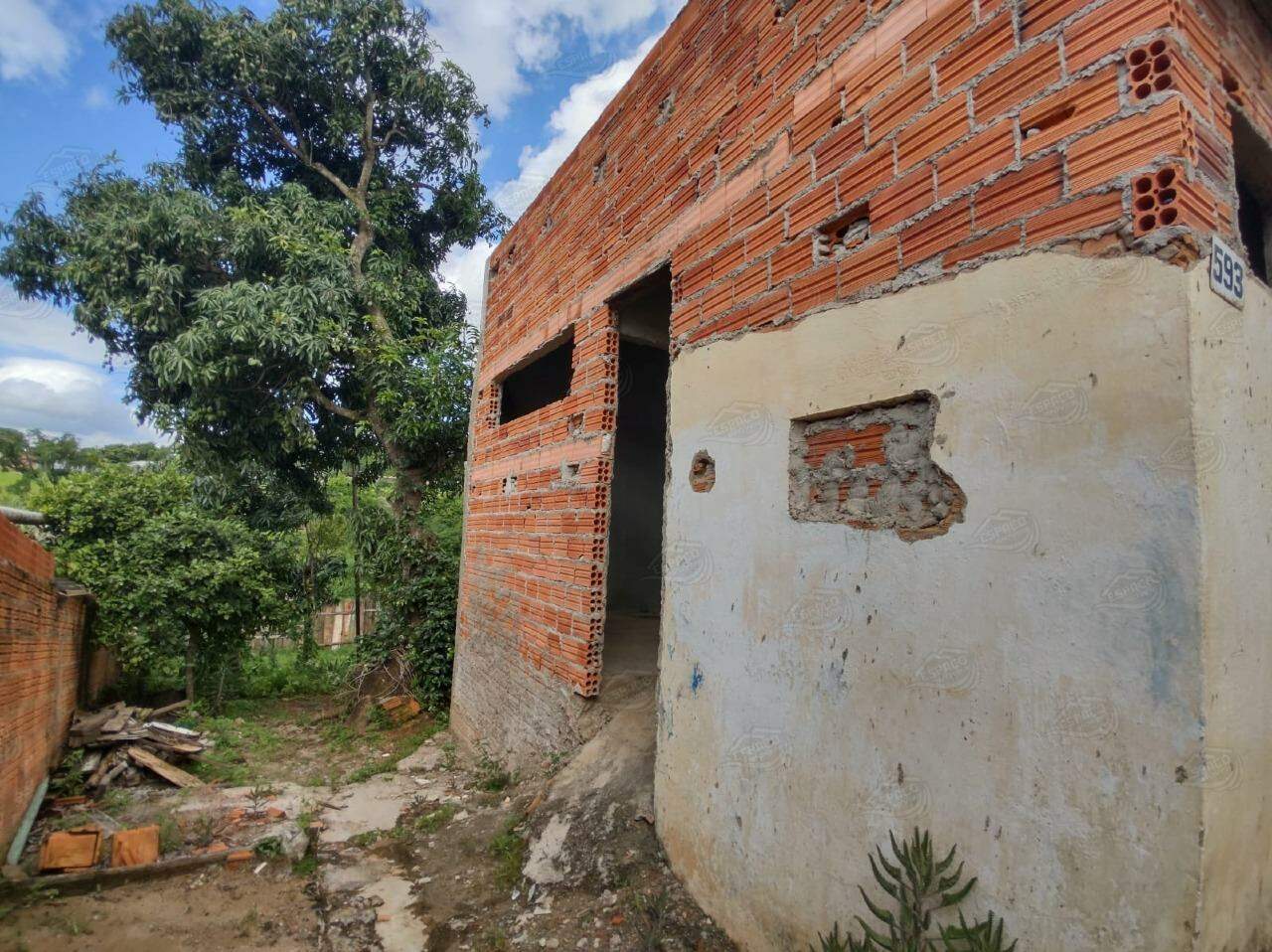 Casa à venda no Novo Horizonte: 