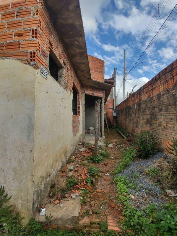 Casa à venda no Novo Horizonte: 