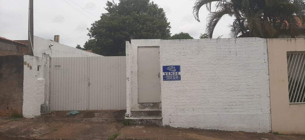 Casa à venda no Centro: 