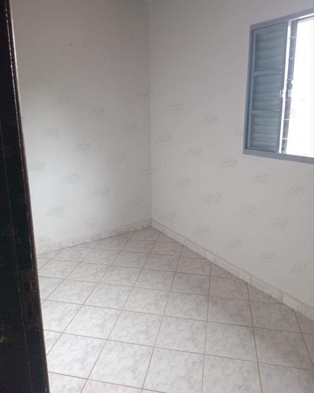 Casa à venda no Ginásio: 
