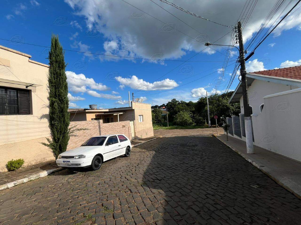 Casa à venda no Centro: 
