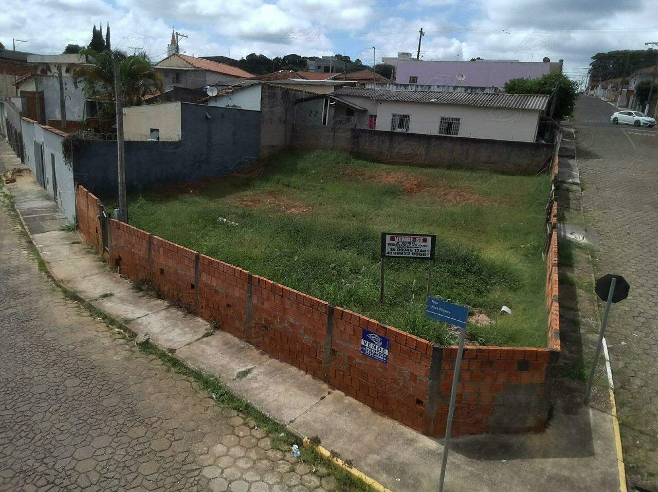Terreno à venda no Vila Jurandir (Vila Jora): 