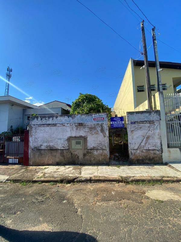 Casa à venda no Bairro Velho: 