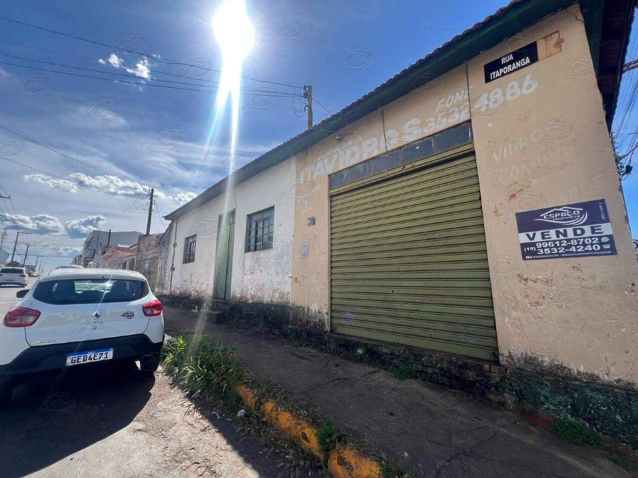 Casa à venda no Centro: 