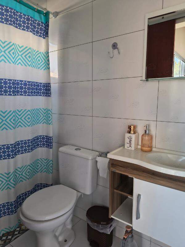 Casa à venda no Centro: banheiro da área gourmet