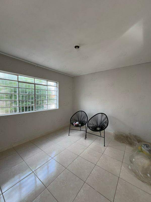 Casa à venda no Centro: 