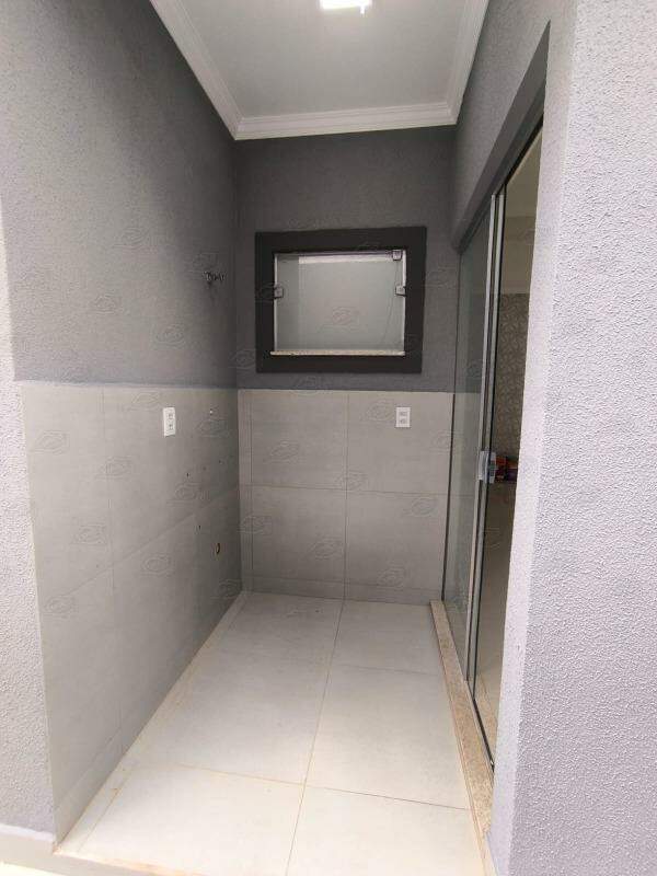 Casa à venda no Residencial Stella Mares - Bairro Velho: 