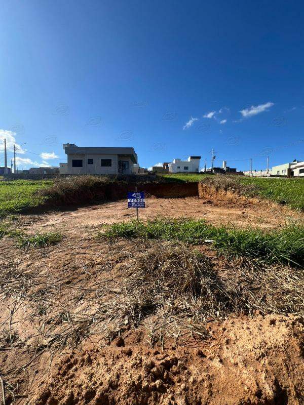 Terreno à venda no Condomínio Pôr do Sol: 