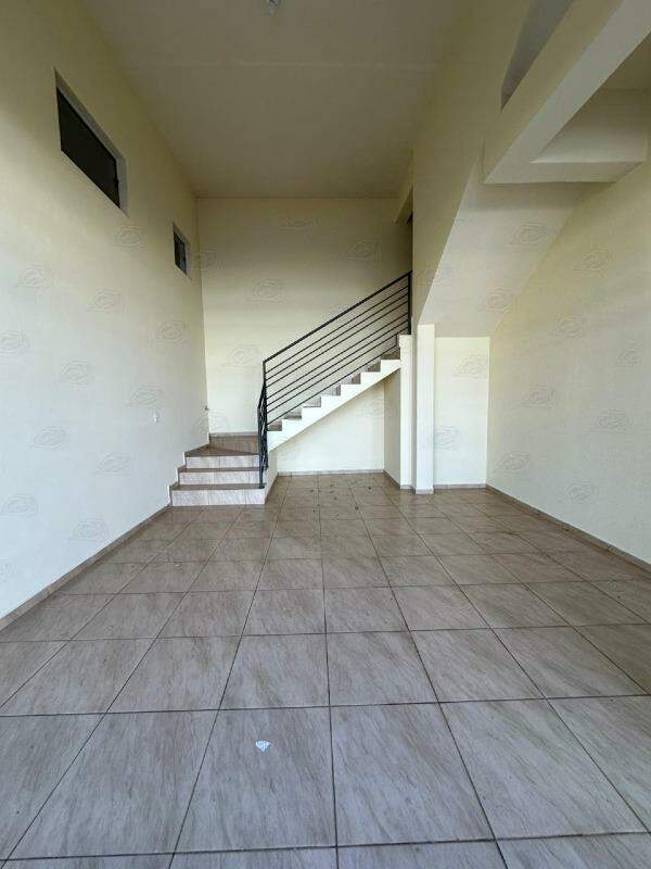 Casa para aluguel no Vila Osório: 