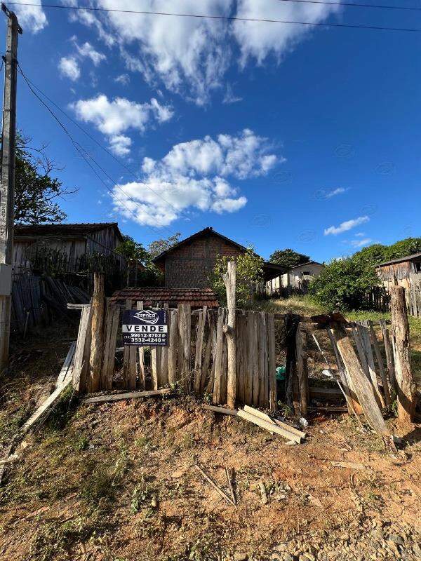 Casa à venda no CENTRO- REIANOPOLIS : 