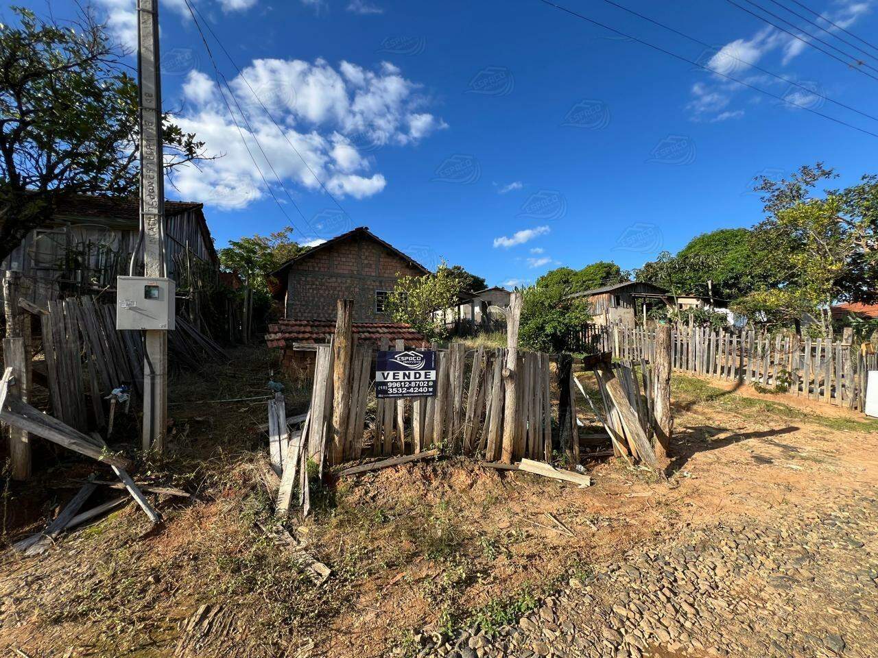 Casa à venda no CENTRO- REIANOPOLIS : 