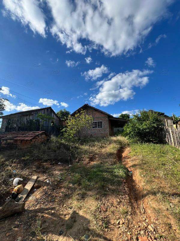 Casa à venda no CENTRO- REIANOPOLIS : 