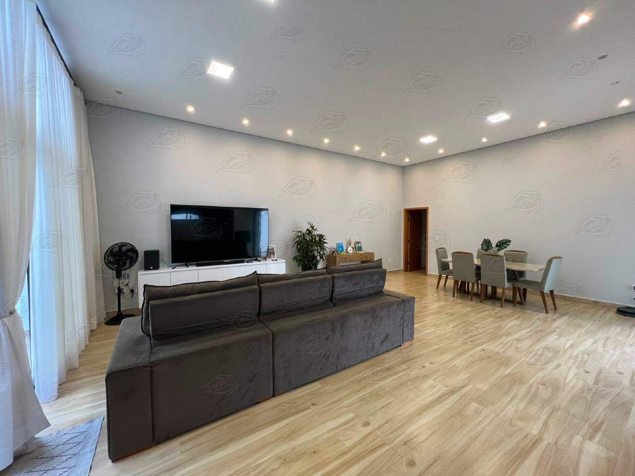 Casa à venda no Condomínio Residencial Bela Vista: 